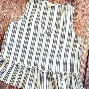 LOFT Petite Ruffle Bottom Sleeveless Tank